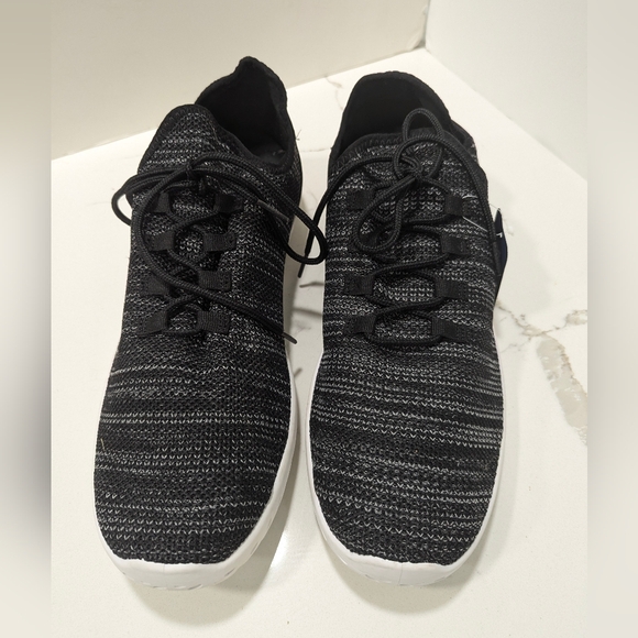 NWT George memory foam black white slip-on knit shoes walking sneakers size 13 - Picture 2 of 11